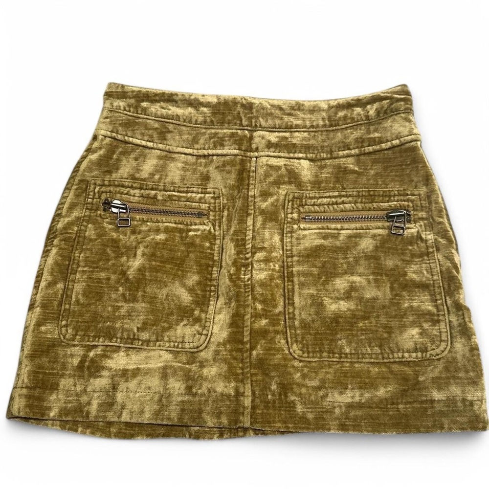 Excellent condition Free People Gold Mini velour Skirt, Size 0